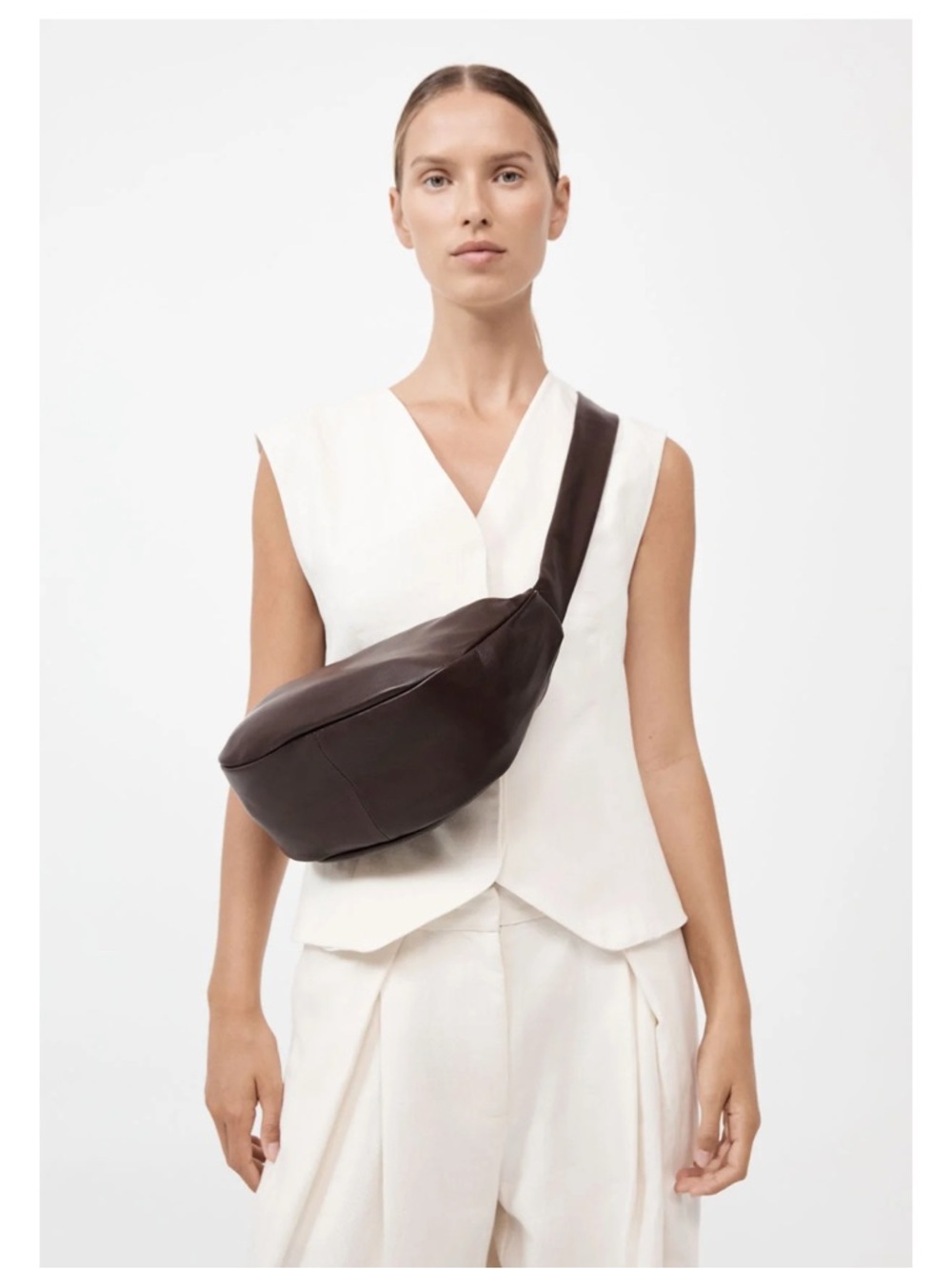 St. Agni Soft Crescent Leather Bag - Chocolate